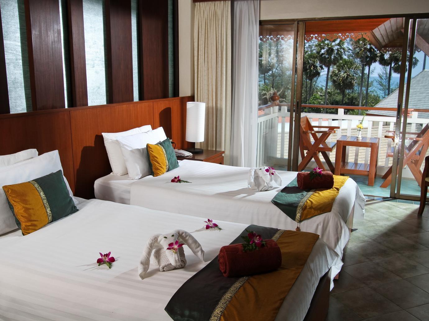 Baan Karonburi Resort Екстериор снимка