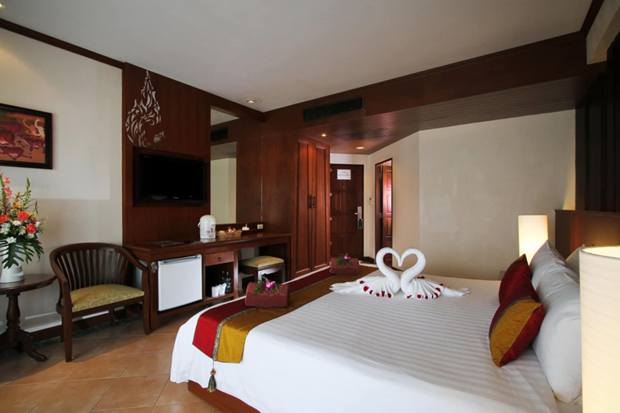 Baan Karonburi Resort Екстериор снимка