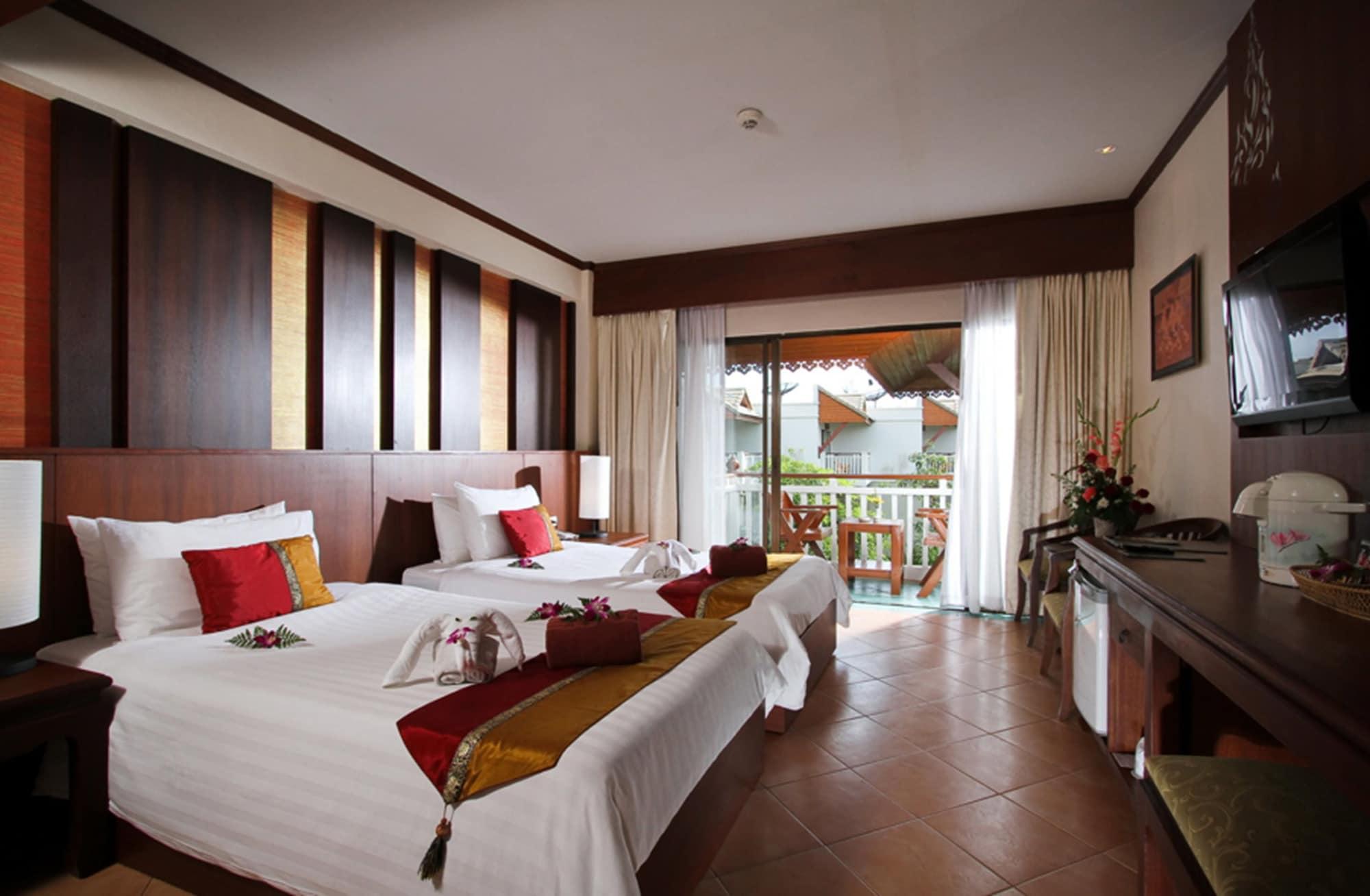 Baan Karonburi Resort Екстериор снимка