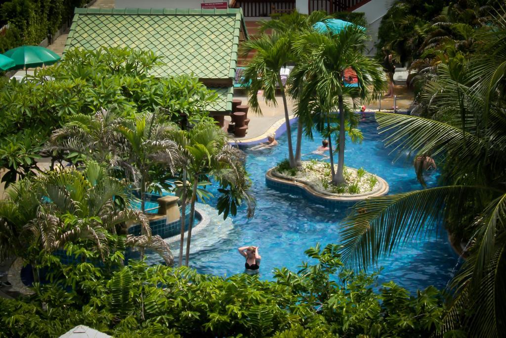 Baan Karonburi Resort Екстериор снимка