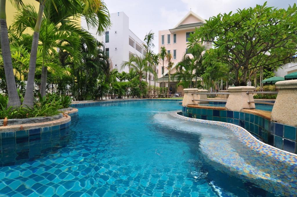 Baan Karonburi Resort Екстериор снимка