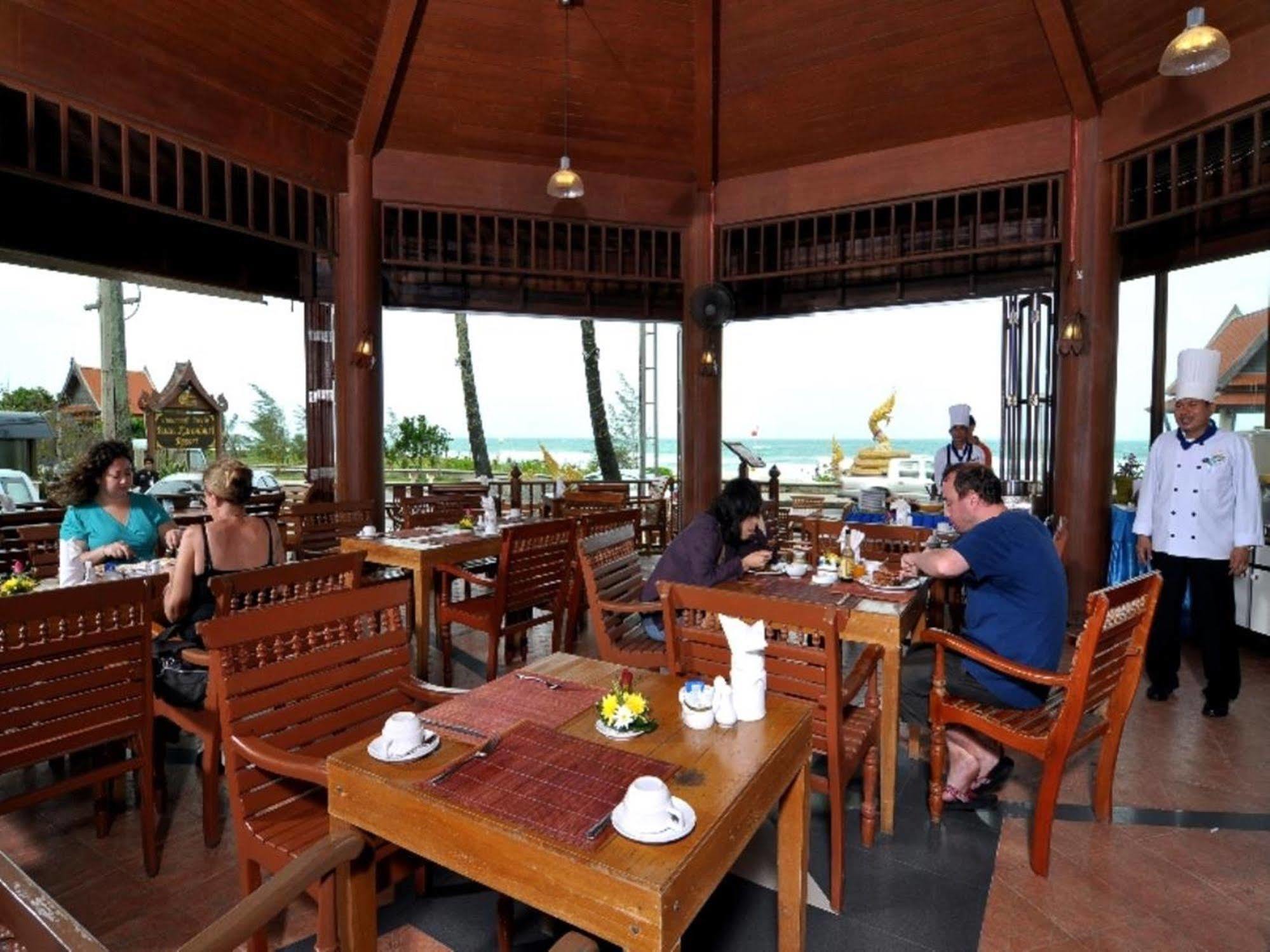 Baan Karonburi Resort Екстериор снимка