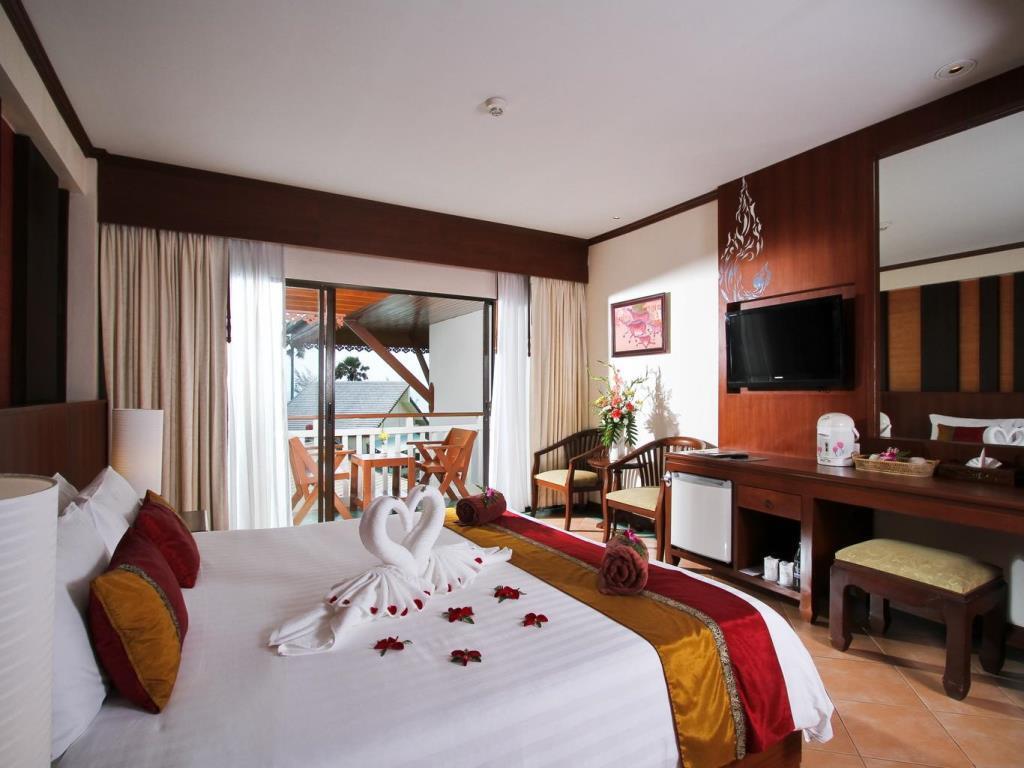 Baan Karonburi Resort Екстериор снимка