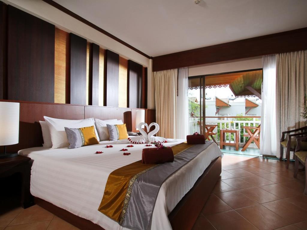 Baan Karonburi Resort Екстериор снимка